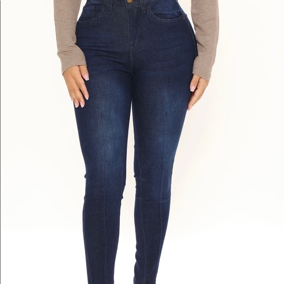 Fashion Nova Dark Skinny Jeans - Picture 3 of 4